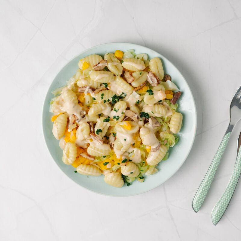 Gnocchis, chou chinois et légumes d'automne, bouillon crémé
