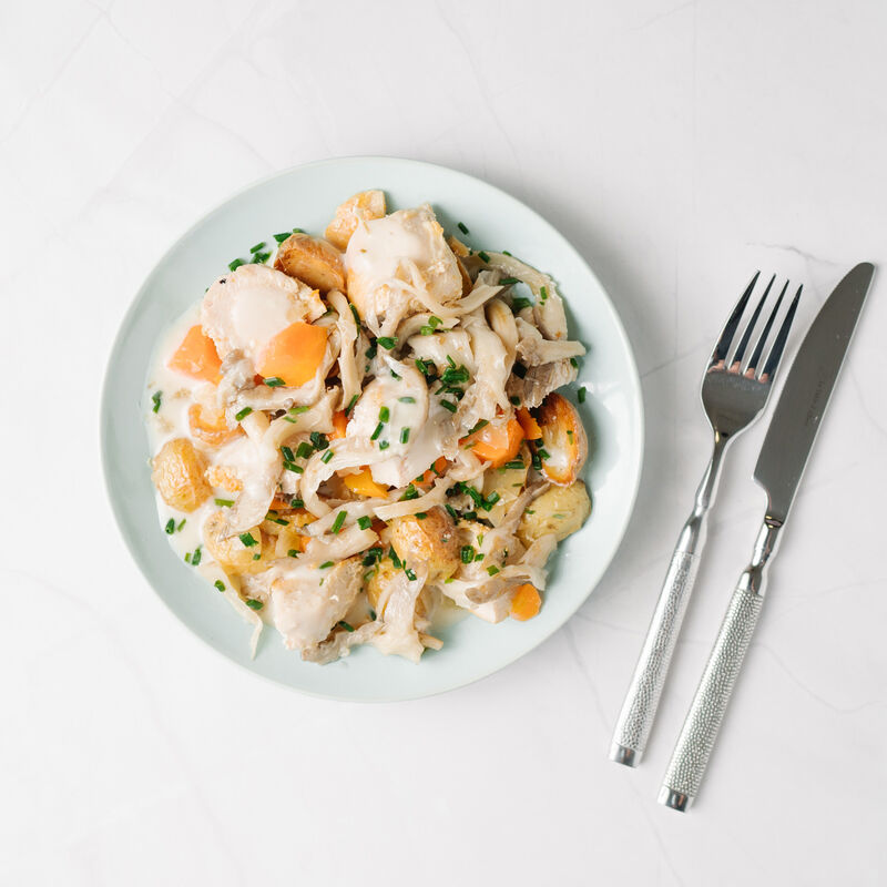 Mijoté de volaille a l'ancienne, pommes grenailles et pleurotes