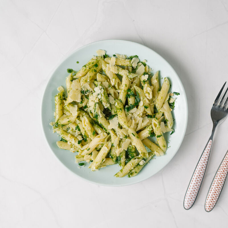 Pennes Bio, pesto de mâche et tomme