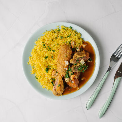 Tenders de langue, riz au curry et noix de cajou