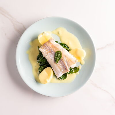 merlu, épinard et pomme de terre sauce à la sauge